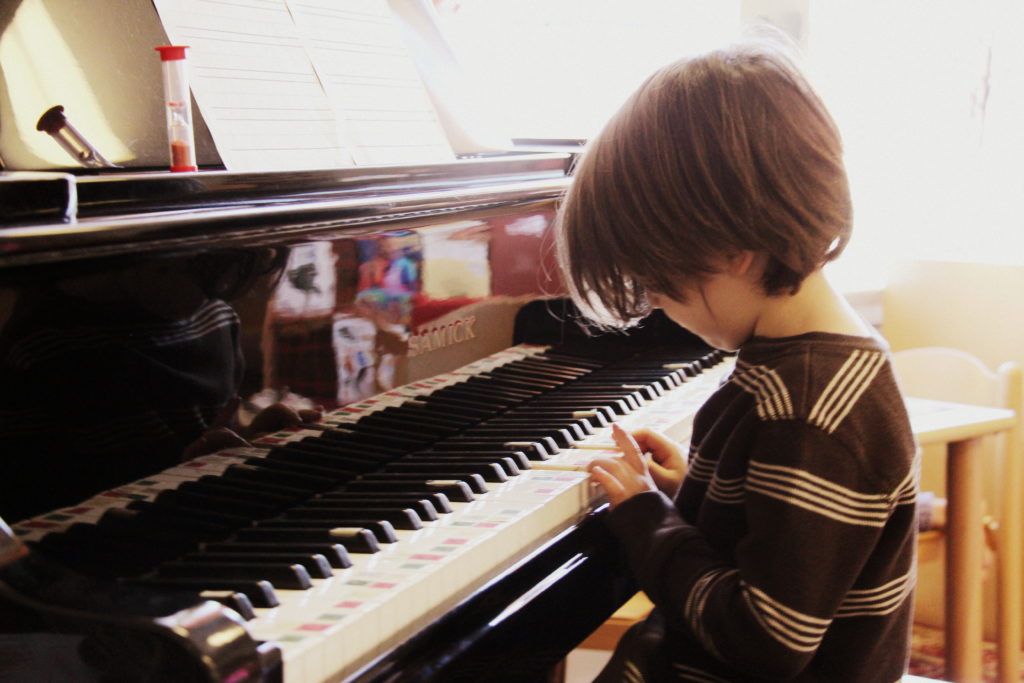 dev-piano